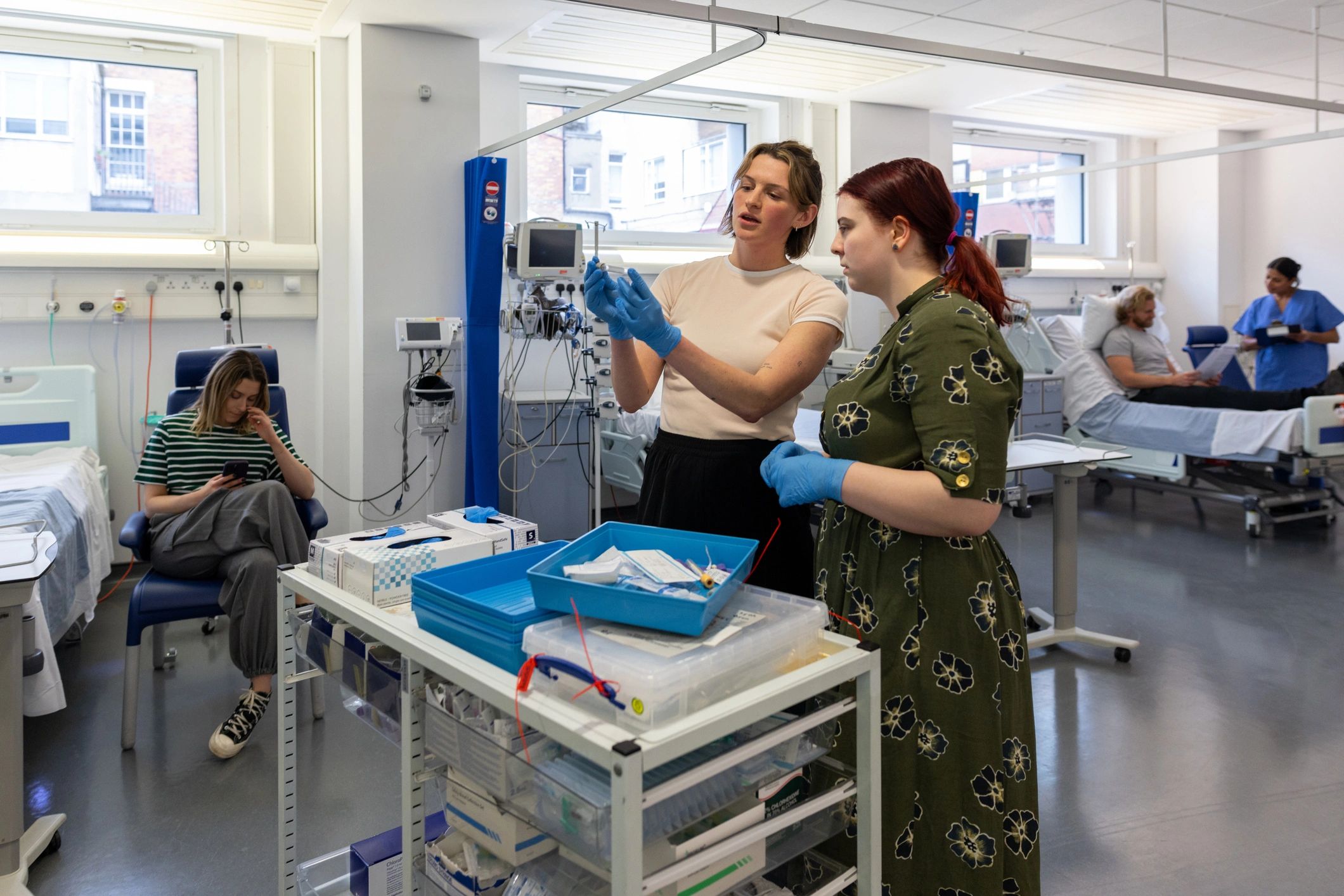 Clinical training environment supporting medical education and collaboration